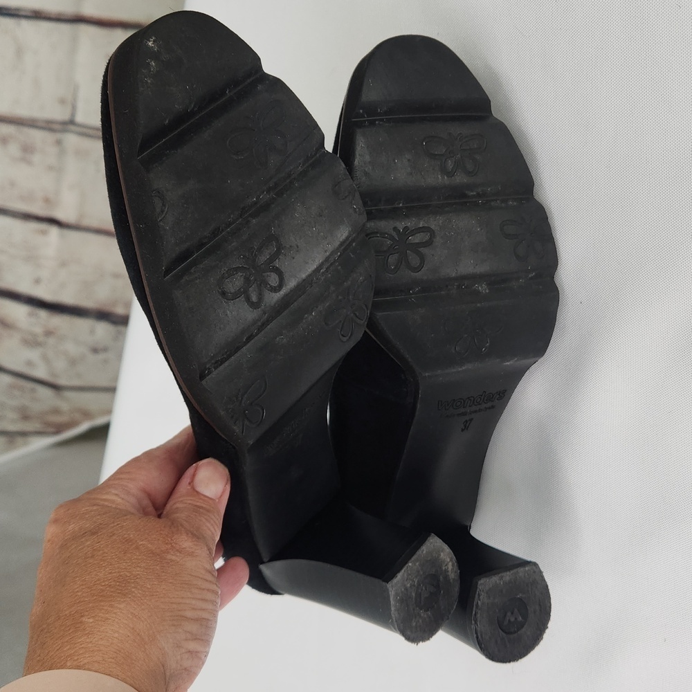 Wonders Wonderfly Suede Platform Block Heel - image 6